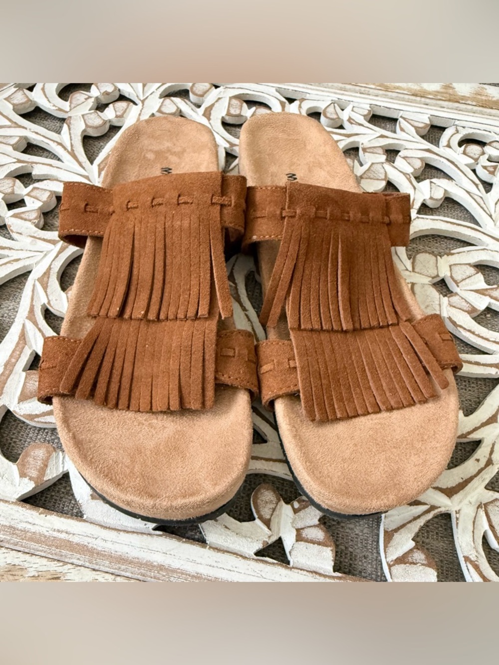 Minnetonka Brown Suede Leather Fringe Sandals Shoes Women’s 8 NEW - Picture 2 of 8